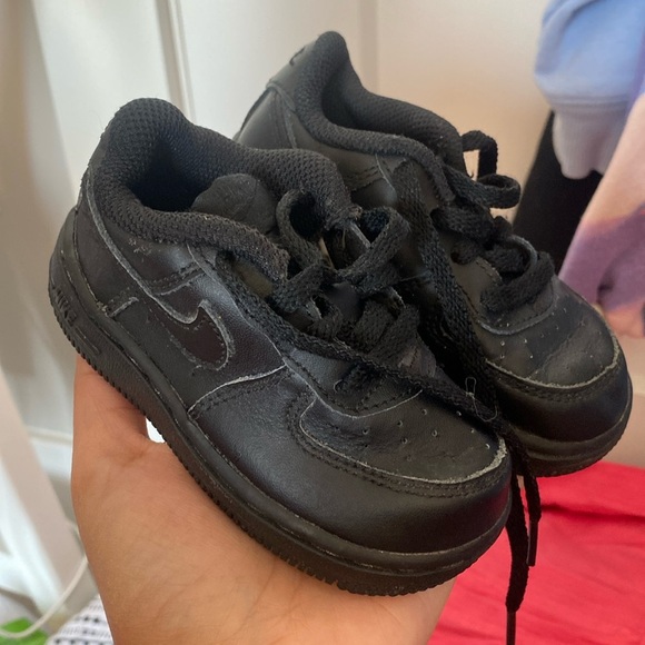6C Nikes - Picture 1 of 5